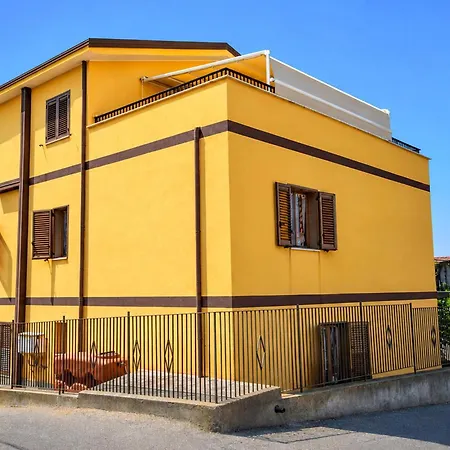 4 Bedroom Pet Friendly In